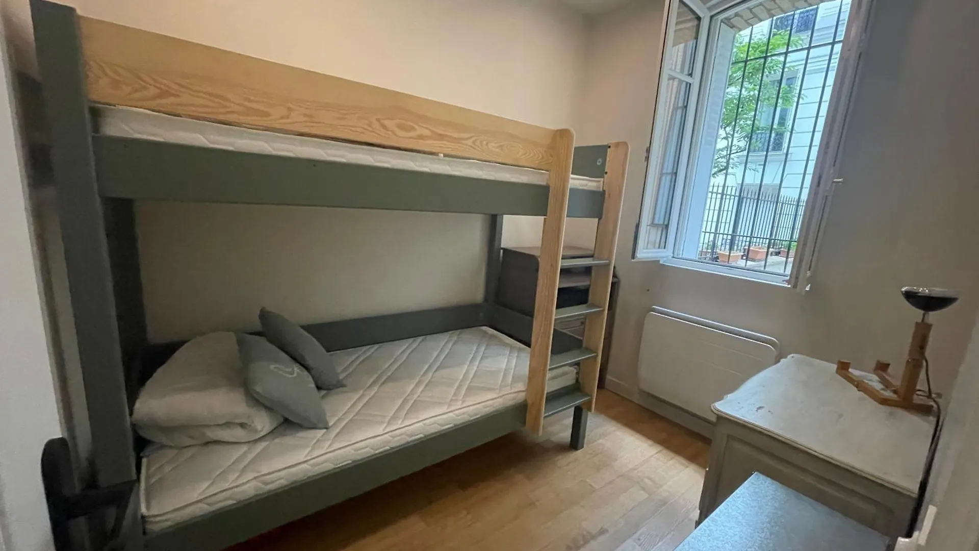 Appartement Avec Parking Paris Apartment